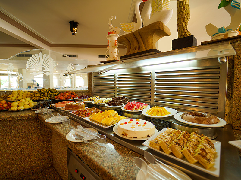 futura-club-brayka-resorts-buffet